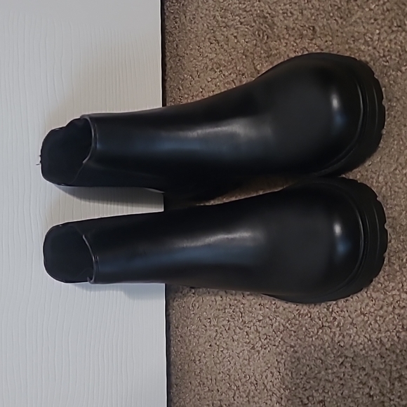 Boots - Picture 2 of 2